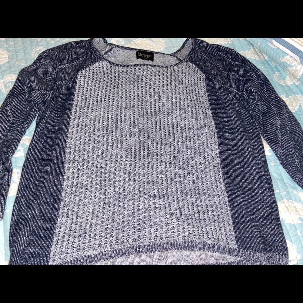 💚2/$20 Mia Maddison Dark blue sweater
